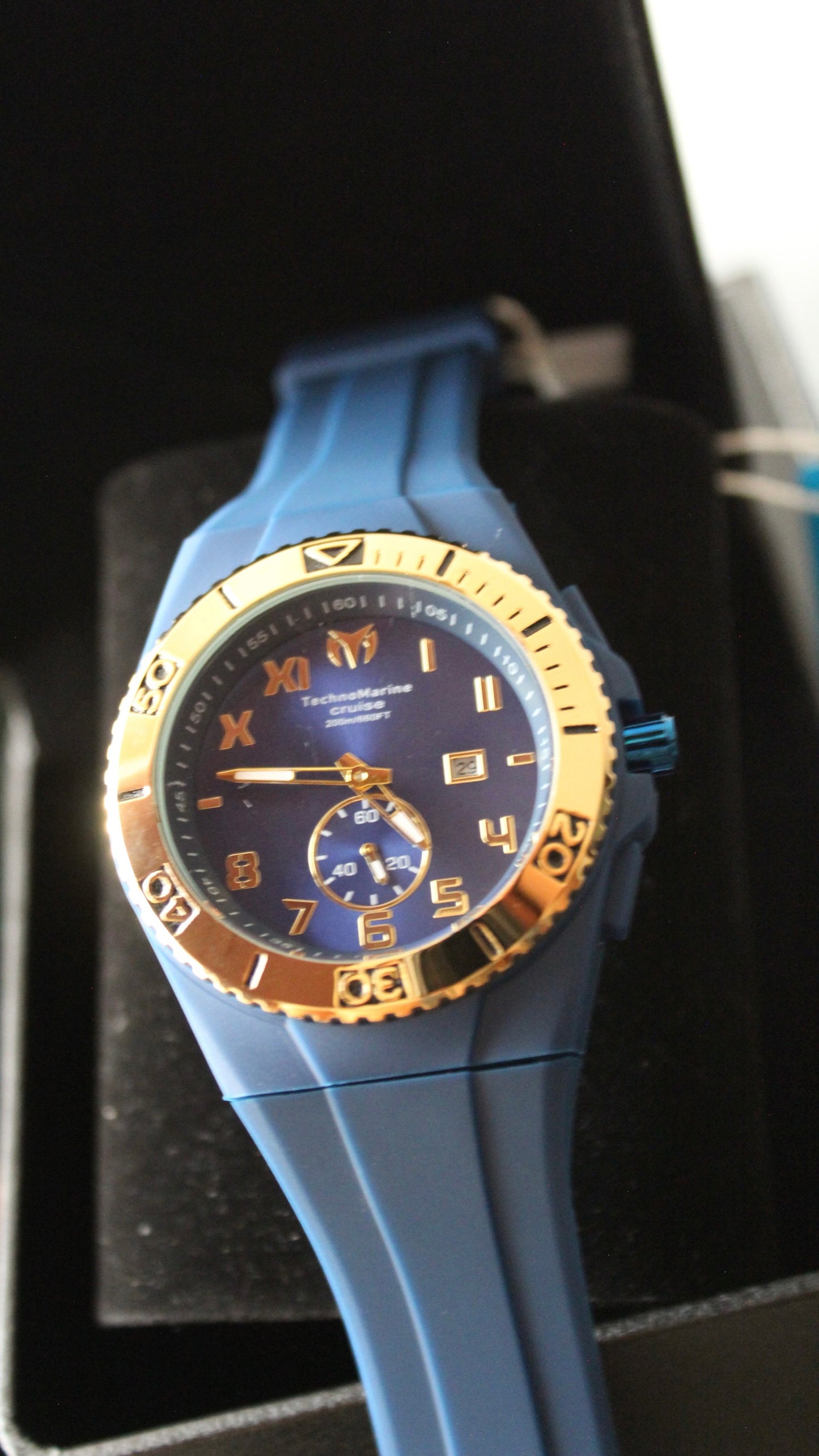 TECHNOMARINE MANTA PARA HOMBRE REF-AA