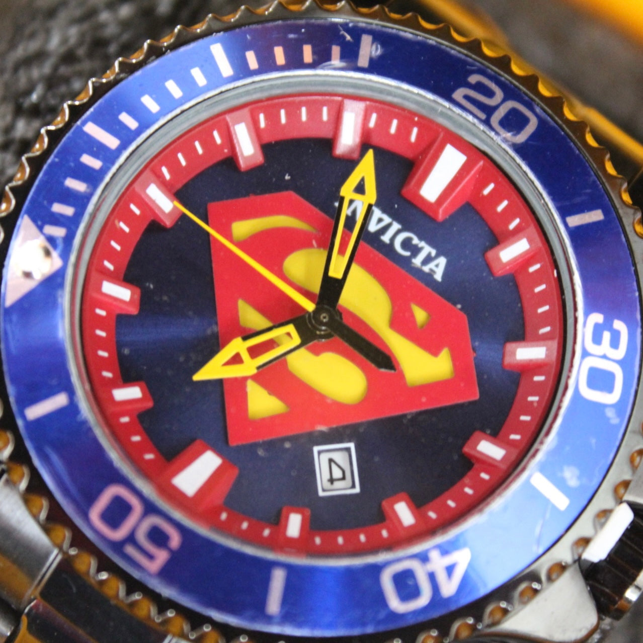 INVICTA SUPERMAN PARAHOMBRE REF-N