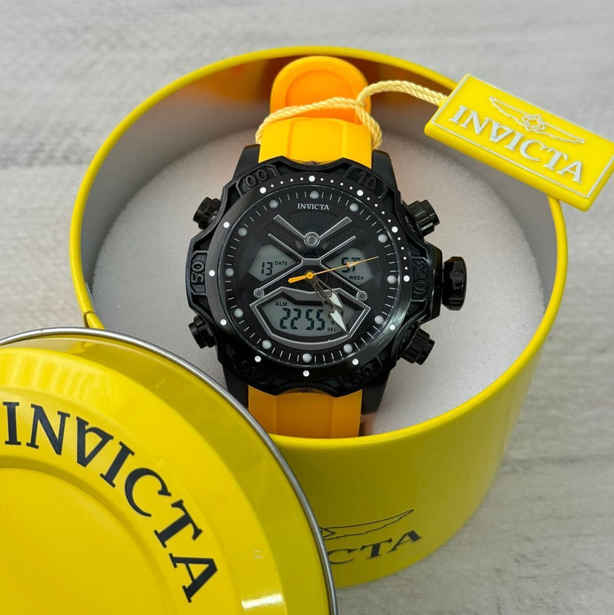 INVICTA DOBLE HORA SUMERGIBLE PARA HOMBRE REF-1837-AN